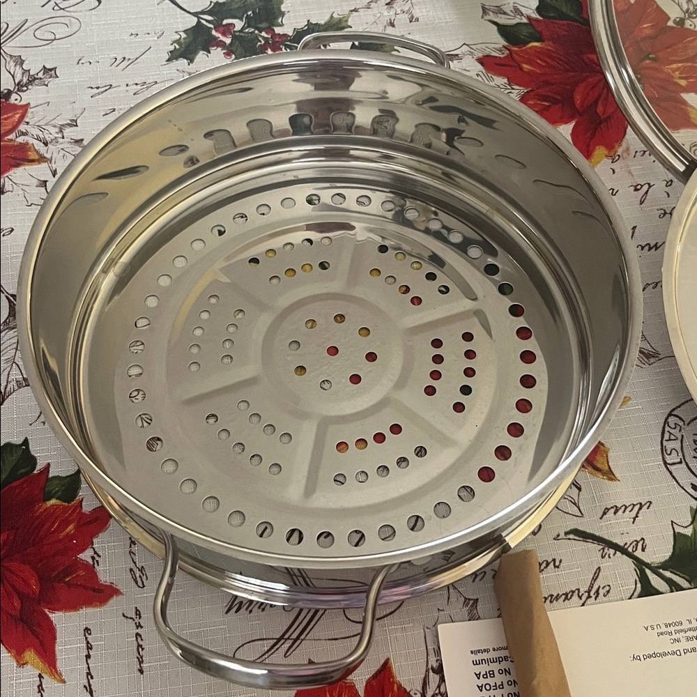 Silver Cookware Set - Picture 10 of 16